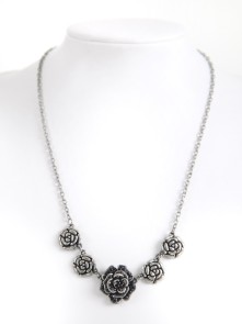 Bavarian necklace with rose flowers (K23)