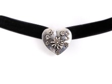 Bavarian necklace with heart pendant (K24)