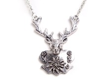 Bavarian necklace with deer head and antlers (K37)