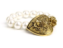 Bavarian bracelet with antique heart pendant (B2)