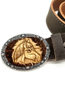 Leather belt with hand carved horse motif (antique-brown)